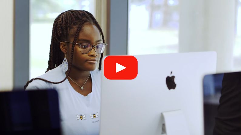 Play Video - Completing UH Stage 1 Registration for International Students